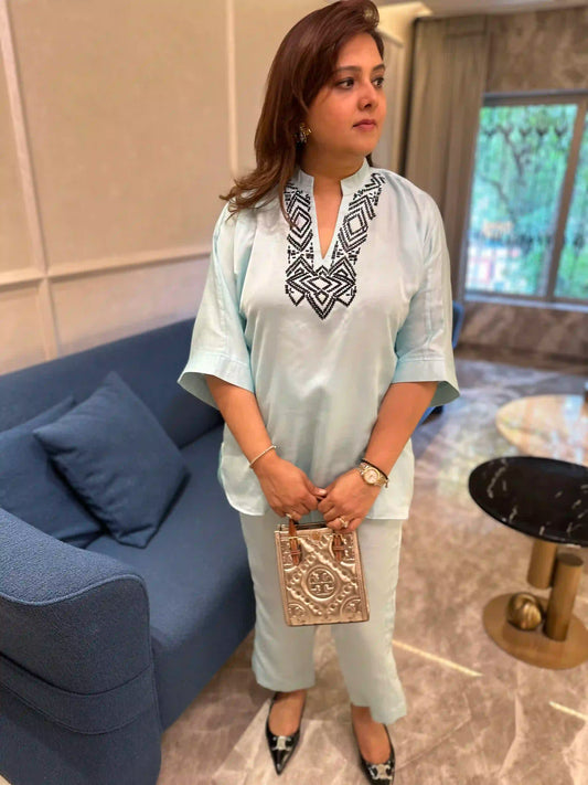 Sky blue baguette cord set