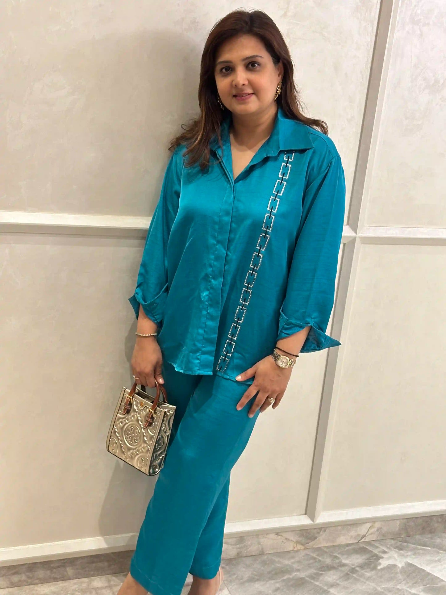 Turquoise link cord set