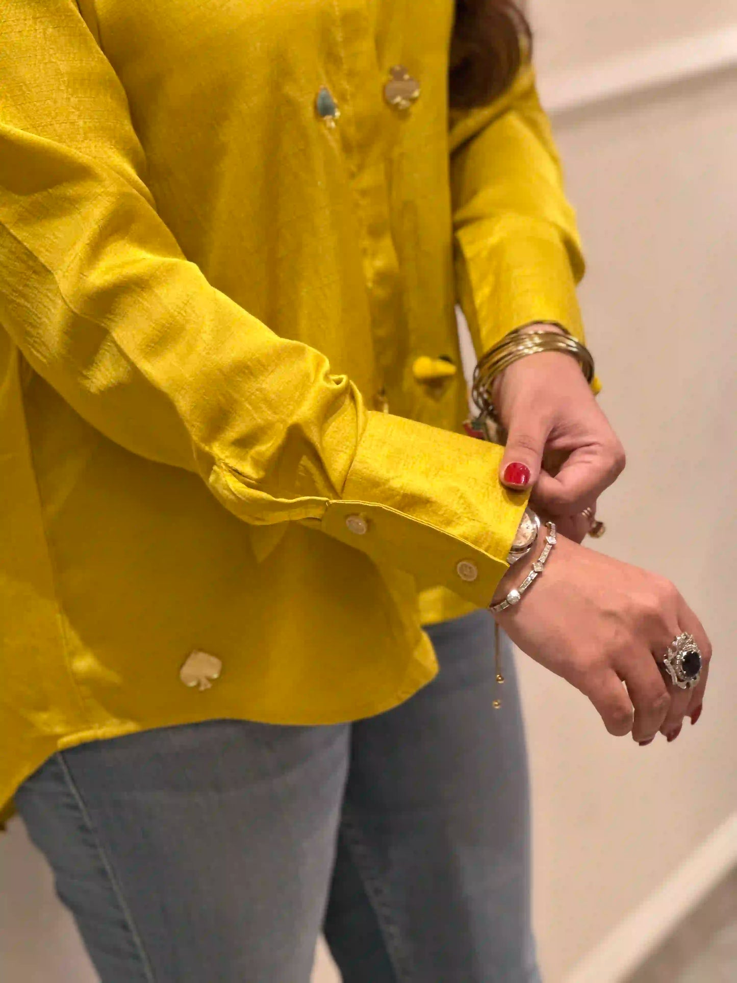 Yellow lets play cards